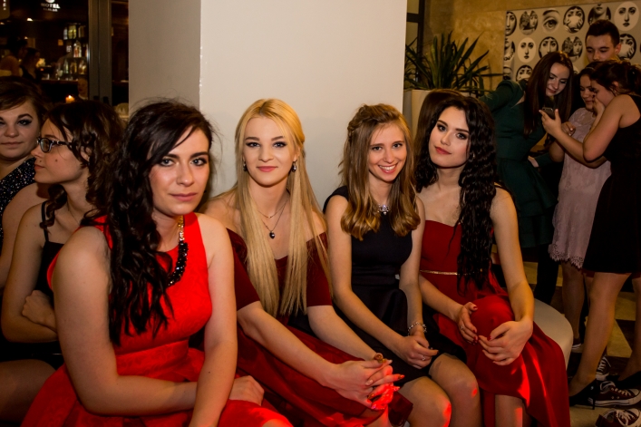 Studniówka w Zespole Szkół Ekonomicznych i Ogólnokształcących. (+Zdjęcia)  