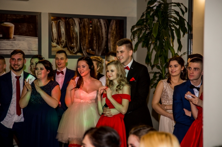 Studniówka w Zespole Szkół Ekonomicznych i Ogólnokształcących. (+Zdjęcia)  