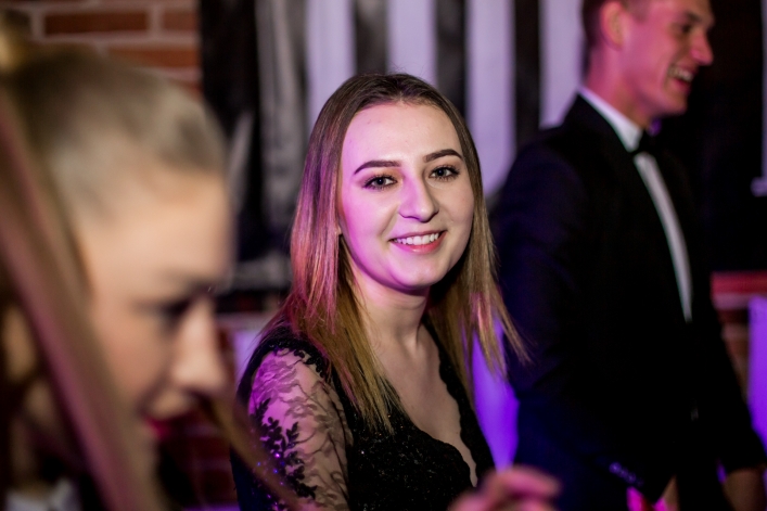 Studniówka w Zespole Szkół Ekonomicznych i Ogólnokształcących. (+Zdjęcia)  