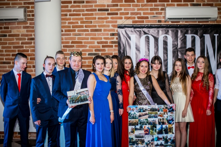 Studniówka w Zespole Szkół Ekonomicznych i Ogólnokształcących. (+Zdjęcia)  