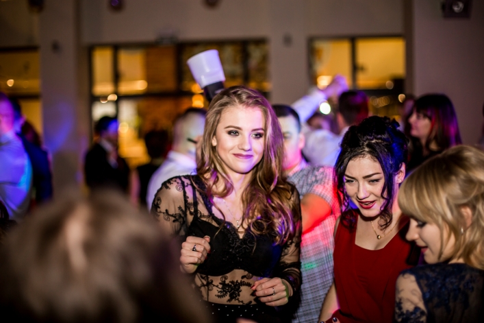Studniówka w Zespole Szkół Ekonomicznych i Ogólnokształcących. (+Zdjęcia)  