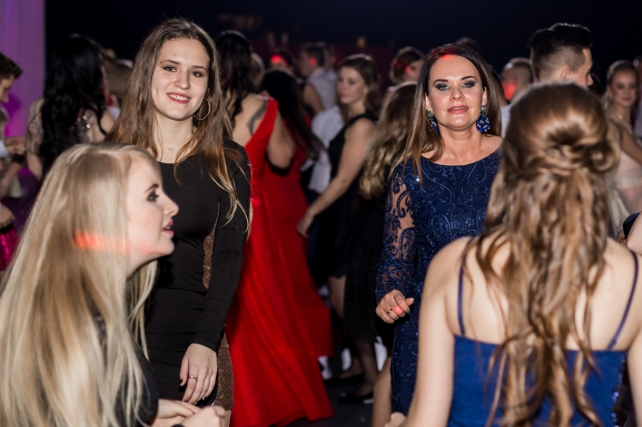 Studniówka Zespołu Szkół Gospodarczych w Elblągu 2017 (+Zdjęcia) 