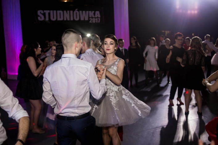 Studniówka Zespołu Szkół Gospodarczych w Elblągu 2017 (+Zdjęcia) 