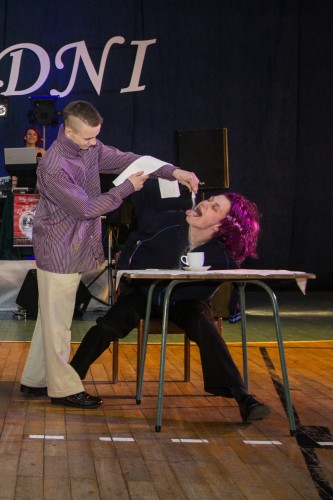 Studniówka ZSG: „Gary” bawiły się do białego rana. Zobacz zdjęcia