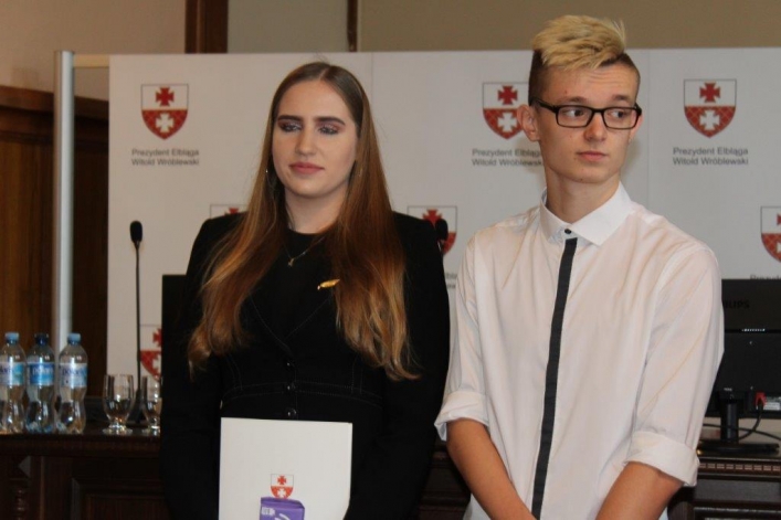 Stypendia prezydenta Elbląga dla gimnazjalistów. Zobacz, kto je otrzymał (+ zdjęcia)
