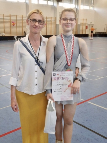 Sukcesy UKS „Szóstka” Elblag na mistrzostwach Polski w jeździe figurowej na rolkach