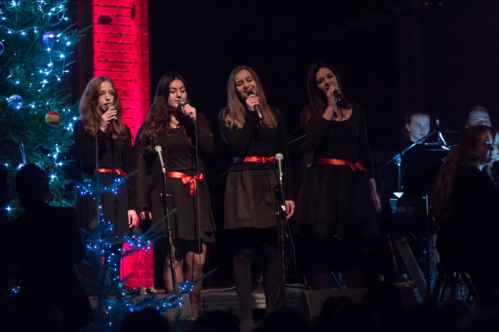 Świąteczny koncert młodych muzyków w Galerii EL