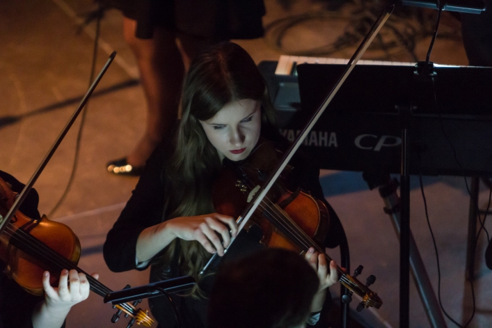 Świąteczny koncert młodych muzyków w Galerii EL