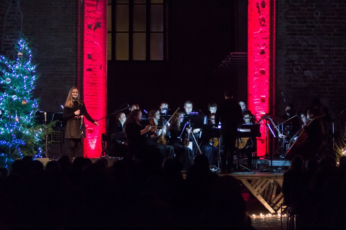 Świąteczny koncert młodych muzyków w Galerii EL