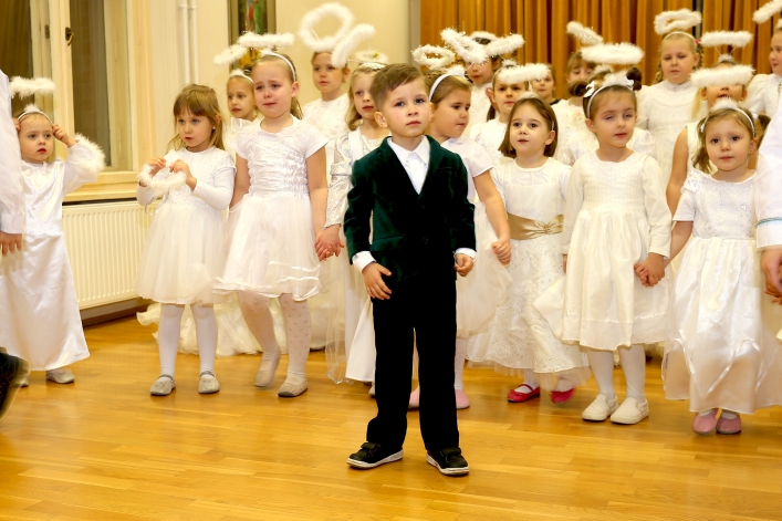 Świąteczny występ najmłodszych tancerzy MDK