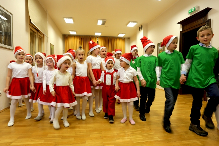 Świąteczny występ najmłodszych tancerzy MDK