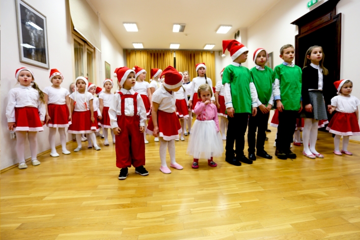 Świąteczny występ najmłodszych tancerzy MDK