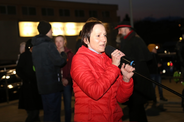 Światełko dla edukacji na Placu Kazimierza Jagiellończyka