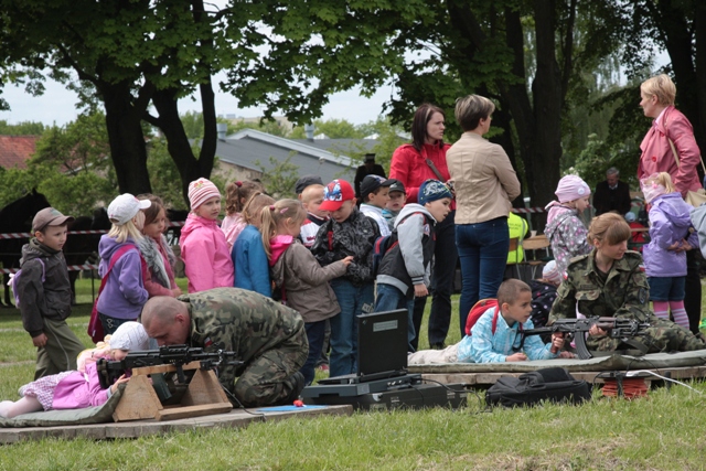 Święto 16 Batalionu Dowodzenia oraz „Festyn Mundurowy” w Elblągu