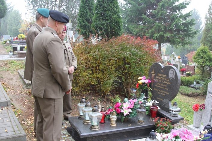 Święto Zmarłych w 16 PDZ