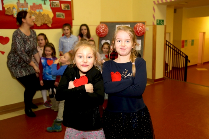 Szkoła Podstawowa nr 8 w Elblągu zorganizowała drzwi otwarte i bal walentynkowy