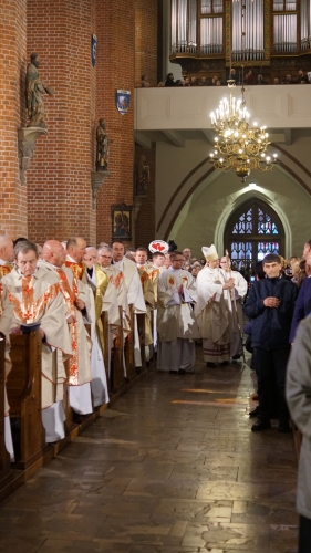 Ta data przejdzie do historii Elbląga. Święcenia biskupie dr Wojciecha Skibickiego