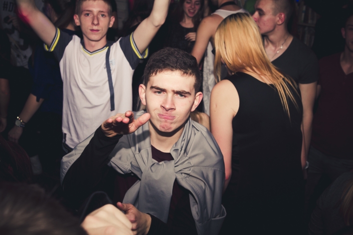 Tak bawiliście się na Fluo Party w „Sąsiadach” - zdjęcia