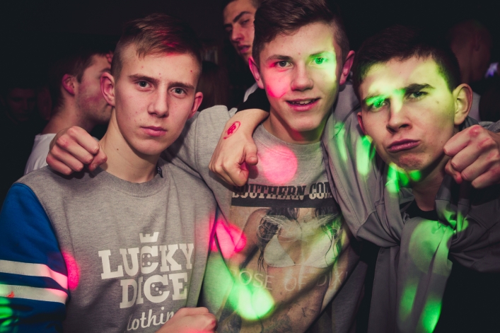 Tak bawiliście się na Fluo Party w „Sąsiadach” - zdjęcia