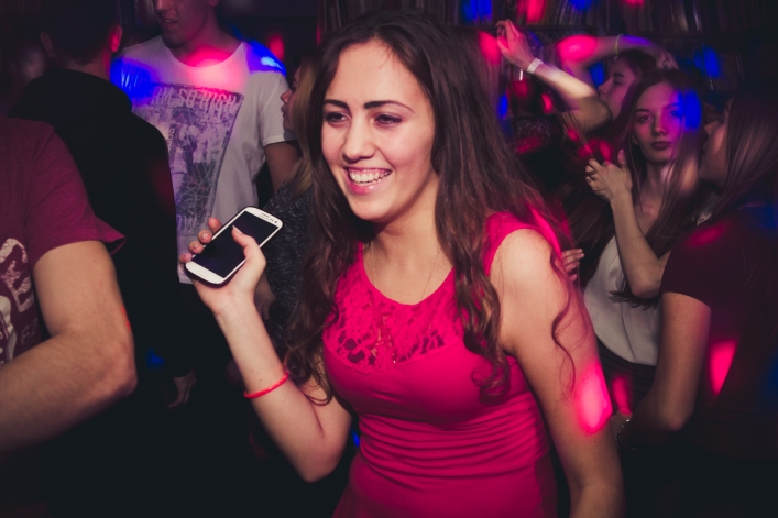 Tak bawiliście się na Fluo Party w „Sąsiadach” - zdjęcia