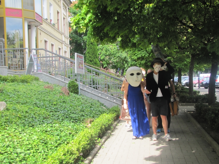 Teatralnym flash mobem zapraszali na Trzydniówkę