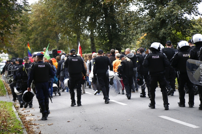 Tęczowy marsz w spokoju przeszedł ulicami Elbląga