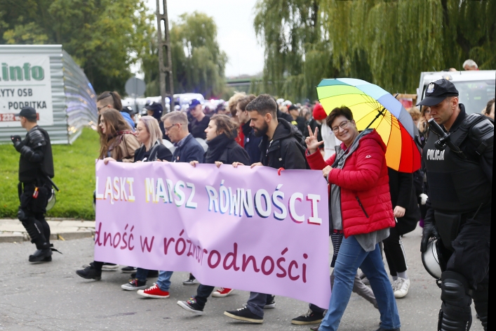 Tęczowy marsz w spokoju przeszedł ulicami Elbląga