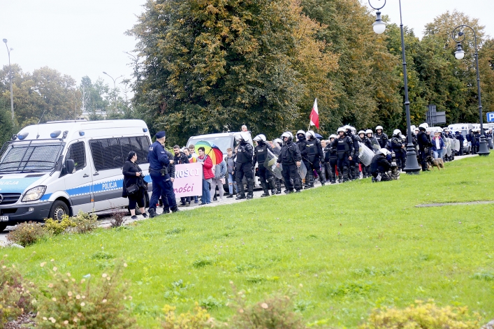 Tęczowy marsz w spokoju przeszedł ulicami Elbląga