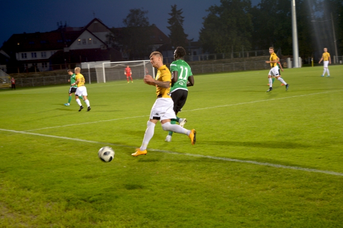 Ten dzień przeszedł do historii elbląskiego klubu. Pierwszy mecz przy sztucznym świetle na Agrykola