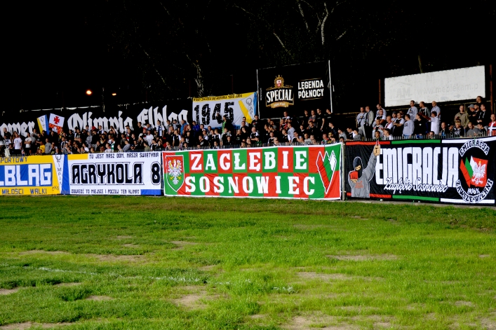 Ten dzień przeszedł do historii elbląskiego klubu. Pierwszy mecz przy sztucznym świetle na Agrykola