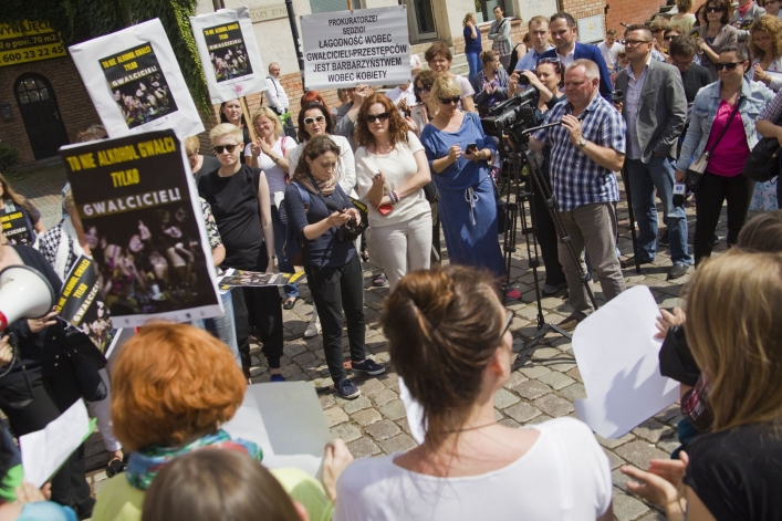 Ten gwałt to zaledwie wierzchołek góry lodowej 