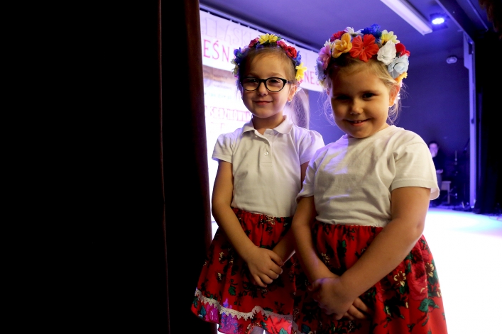 Tłumy w MDK na I Elbląskim Festiwalu Pieśni Patriotycznej (+ zdjęcia)