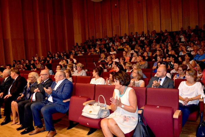 To będzie wyjątkowy rok szkolny. Trwa dwudniowa konferencja Ośrodka Doskonalenia Nauczycieli 