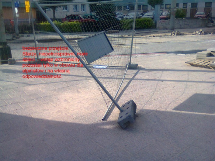 To skandal! Nasz Czytelnik sprawdził bezpieczeństwo na budowach