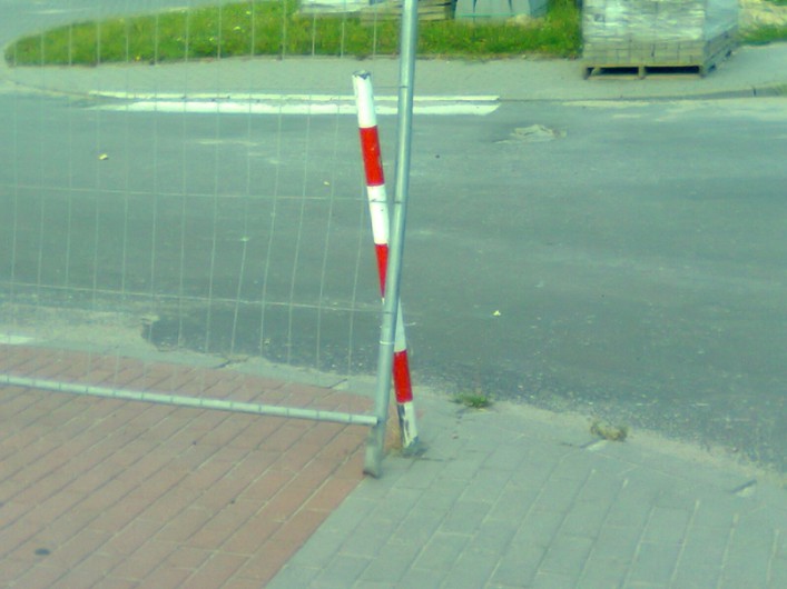 To skandal! Nasz Czytelnik sprawdził bezpieczeństwo na budowach