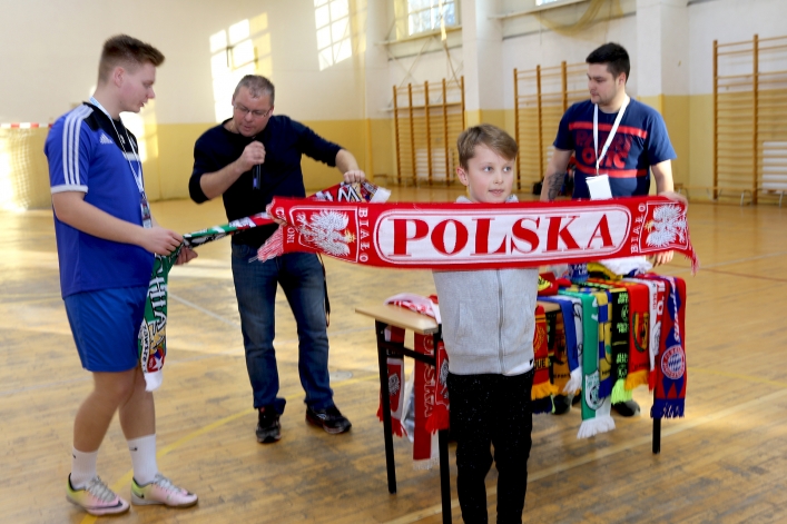 Tolkmicko. 14 drużyn piłkarskich zagrało dla Sary