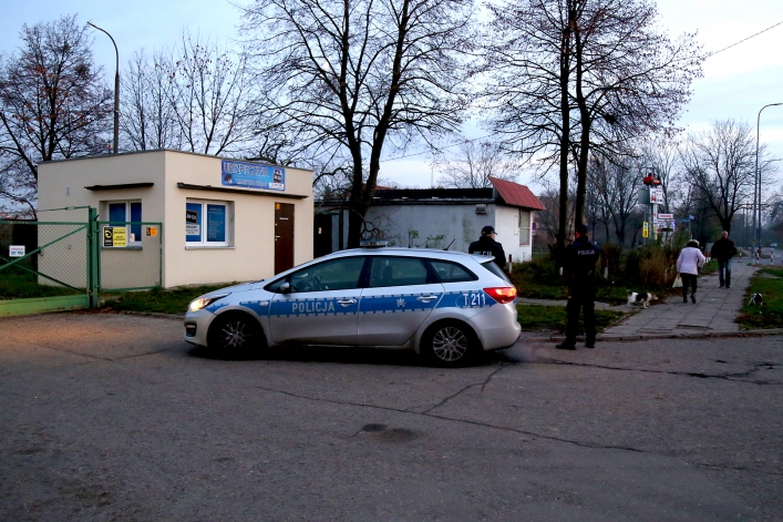 Tragedia. Przy ul. Grochowskiej znaleziono zwłoki młodego mężczyny