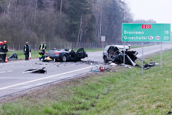 Tragiczny wypadek na S22 - nie żyją trzy osoby