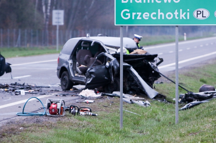Tragiczny wypadek na S22 - nie żyją trzy osoby