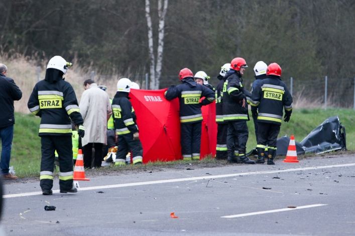 Tragiczny wypadek na S22 - nie żyją trzy osoby