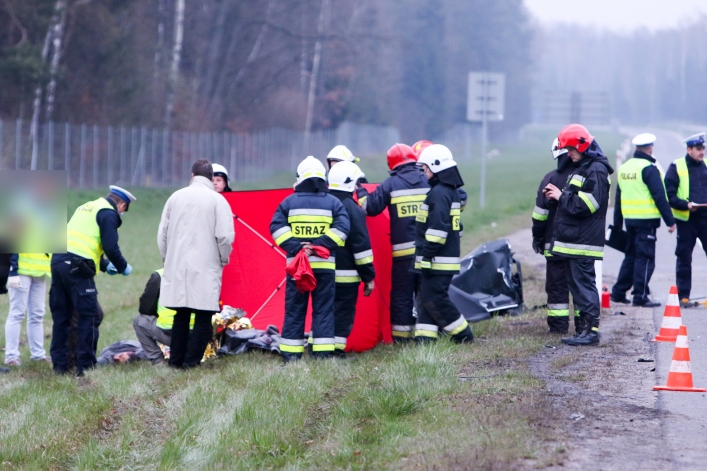 Tragiczny wypadek na S22 - nie żyją trzy osoby