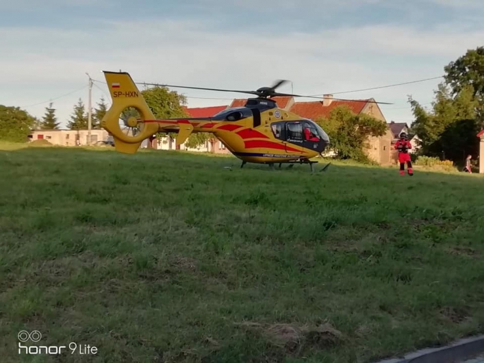 Tragiczny wypadek w Zalewie. Rowerzysta zmarł w szpitalu