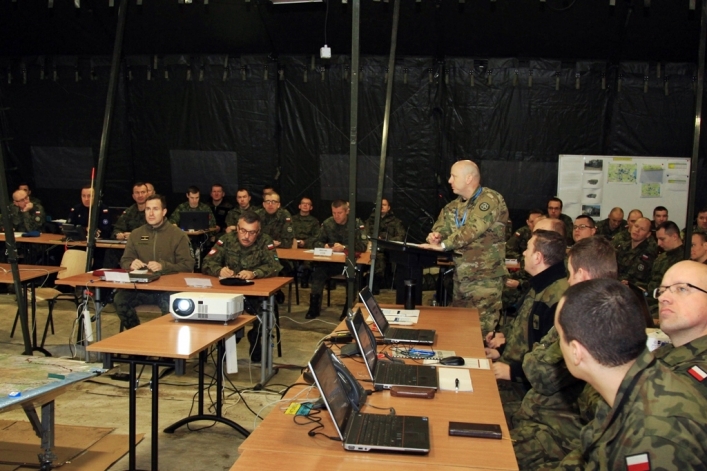 Trening sztabowy w Wielonarodowej Dywizji Północny-Wschód 