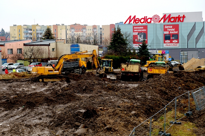 Trwają prace przy budowie Lidla przy skrzyżowaniu ul. Ogólnej i alei Jana Pawła II