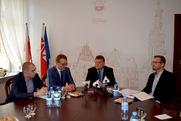 Trzy elbląskie ulice będą jak nowe. Dziś podpisano umowę (+ zdjęcia)