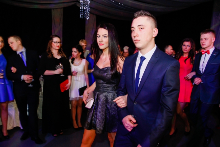 Trzy setki zdjęć z okazji 100-dniówki IV LO!