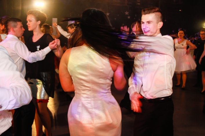 Trzy setki zdjęć z okazji 100-dniówki IV LO!