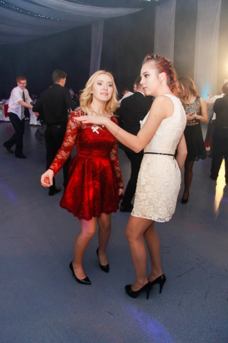 Trzy setki zdjęć z okazji 100-dniówki IV LO!