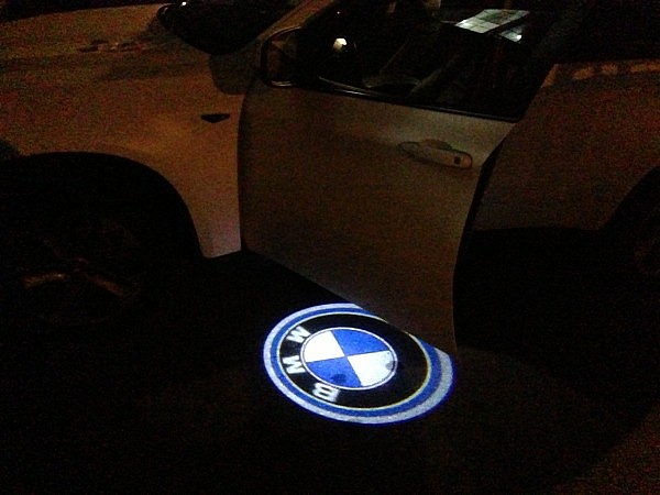 Tuning samochodowy - projektory ledowe