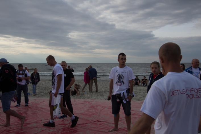 Turniej MMA na plaży w Krynicy. Zobacz zdjęcia